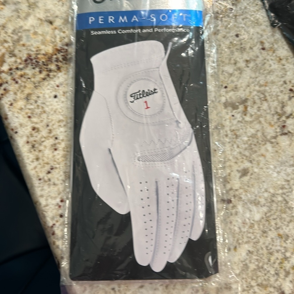 Golf glove